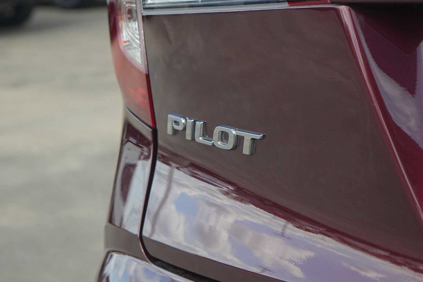 Used 2020 Honda Pilot EX image 8