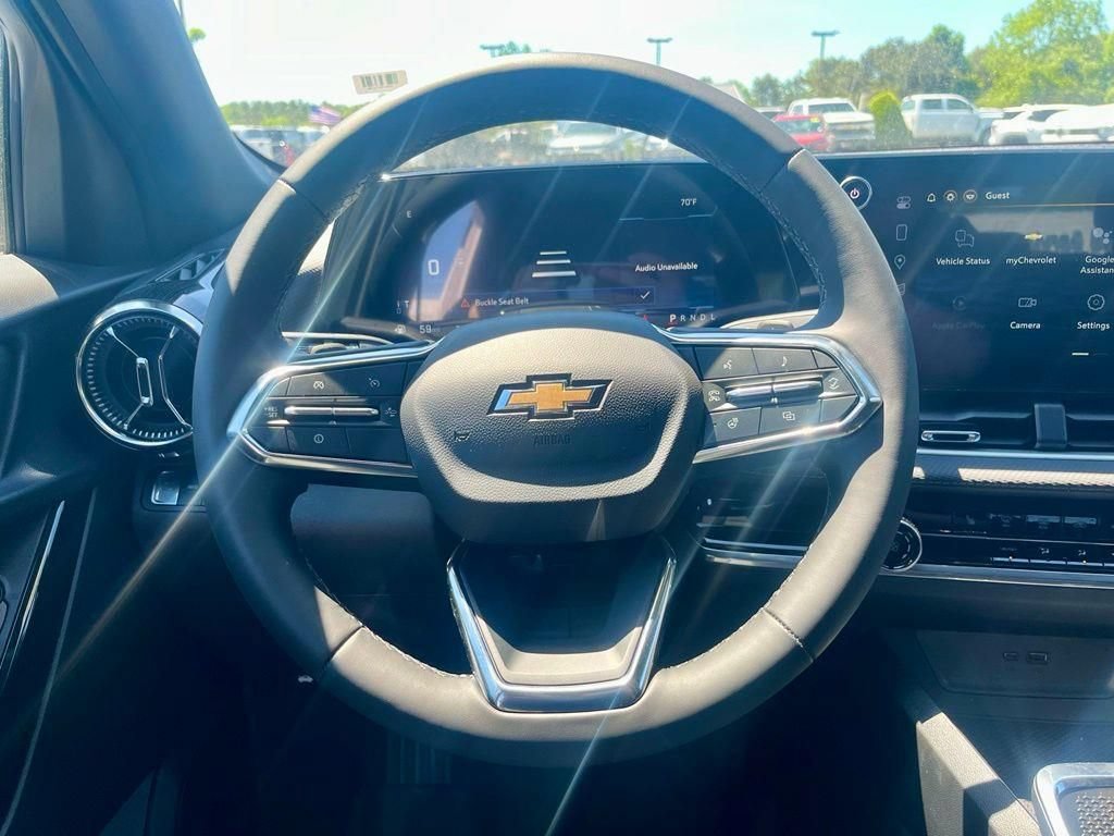 New 2026 Chevrolet Equinox LT w/ Safety and Technology Package AWD/4WD image 19