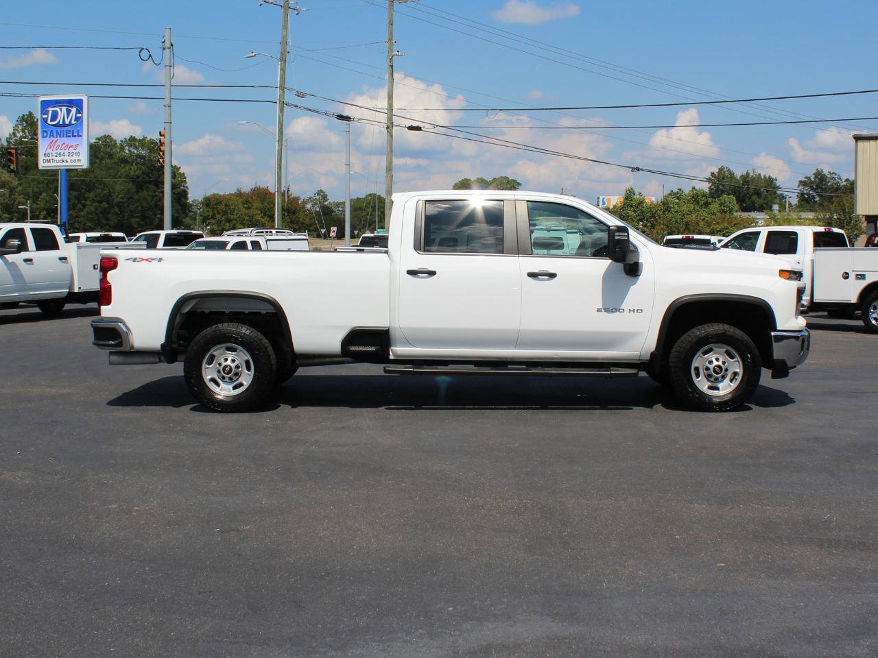 Used 2024 Chevrolet Silverado 2500 W/T w/ WT Convenience Package AWD/4WD image 5
