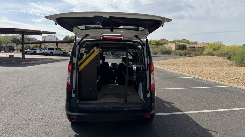 Used 2022 Ford Transit Connect XL image 5