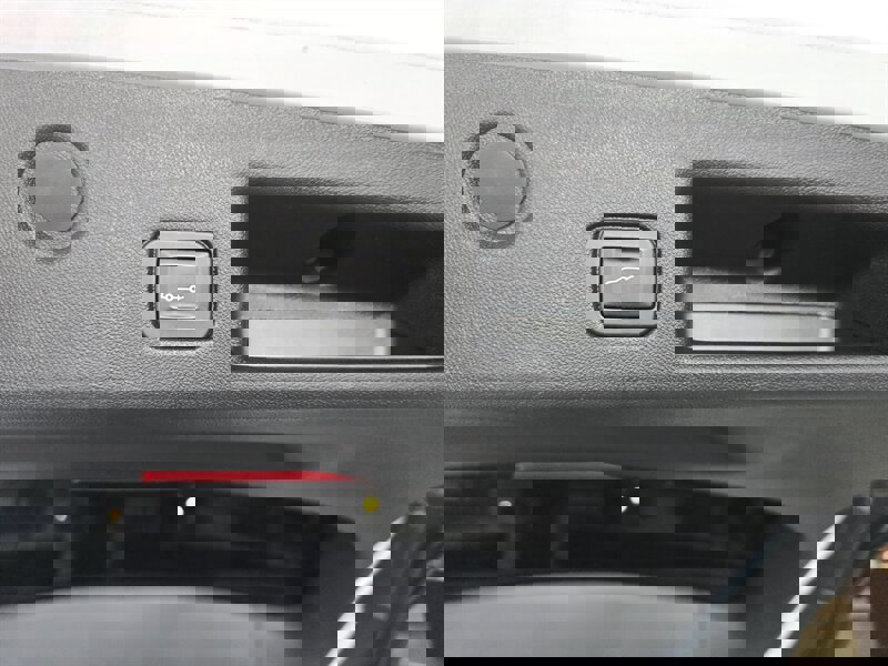 Used 2020 Chevrolet Equinox LT image 33