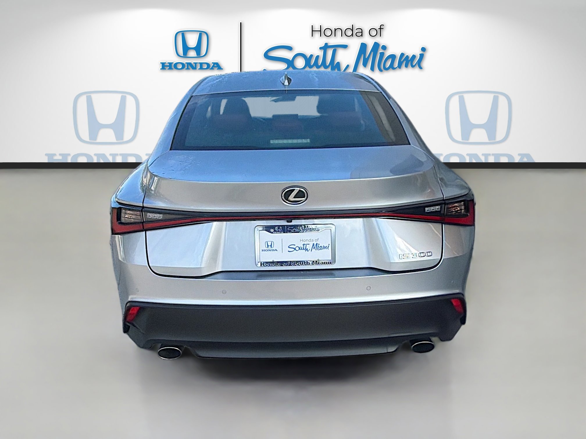 Used 2025 Lexus IS 300 w/ Comfort Package image 6