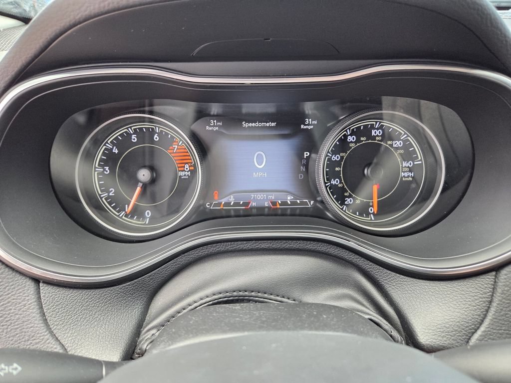 Used 2021 Jeep Cherokee Latitude Lux w/ Comfort/Convenience Group AWD/4WD image 33