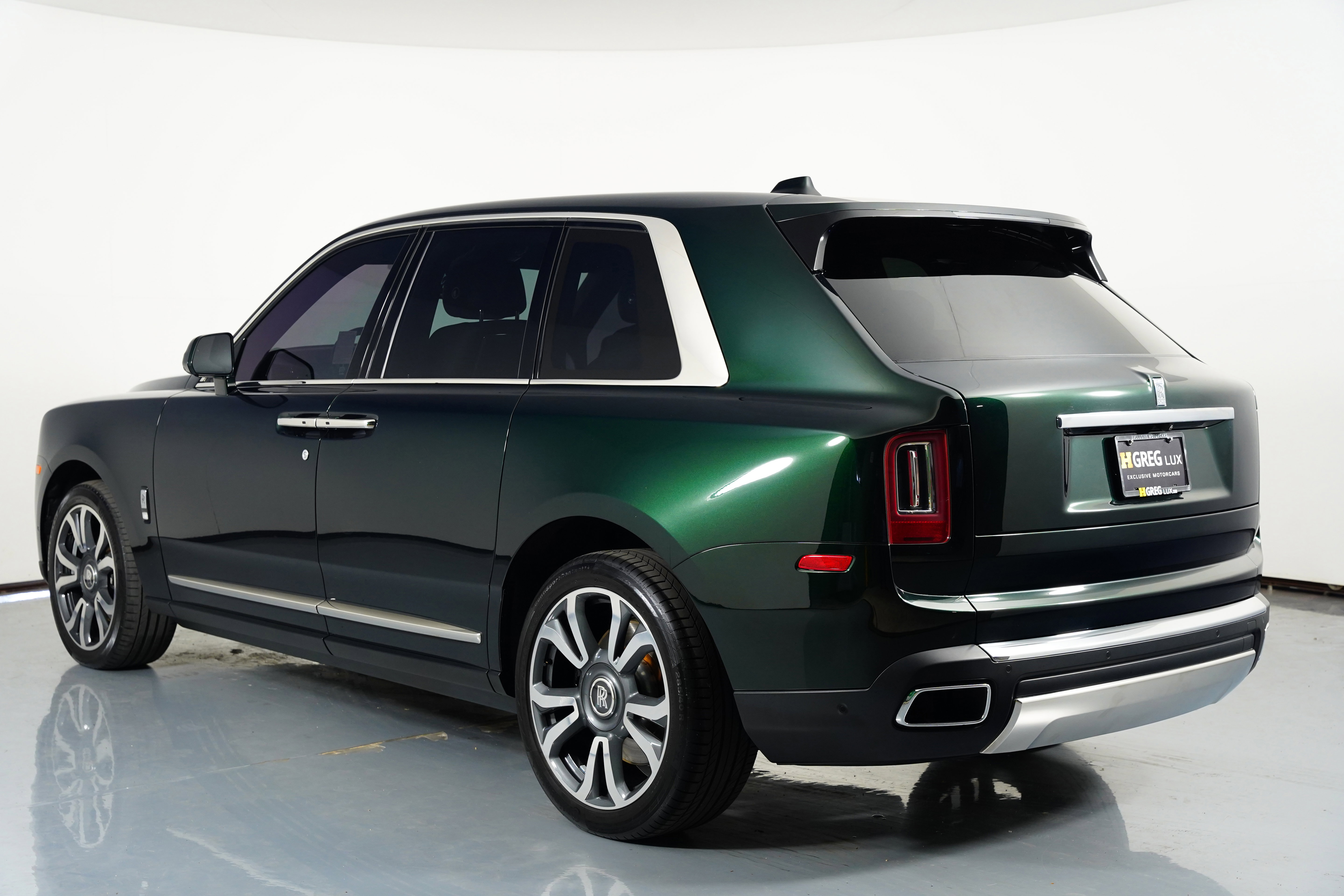 Used 2023 Rolls-Royce Cullinan w/ Cullinan Package image 83
