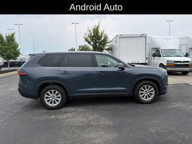 Used 2025 Toyota Grand Highlander FWD image 2