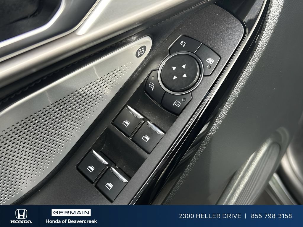 Used 2024 Ford Explorer Platinum w/ Technology Package AWD/4WD image 10