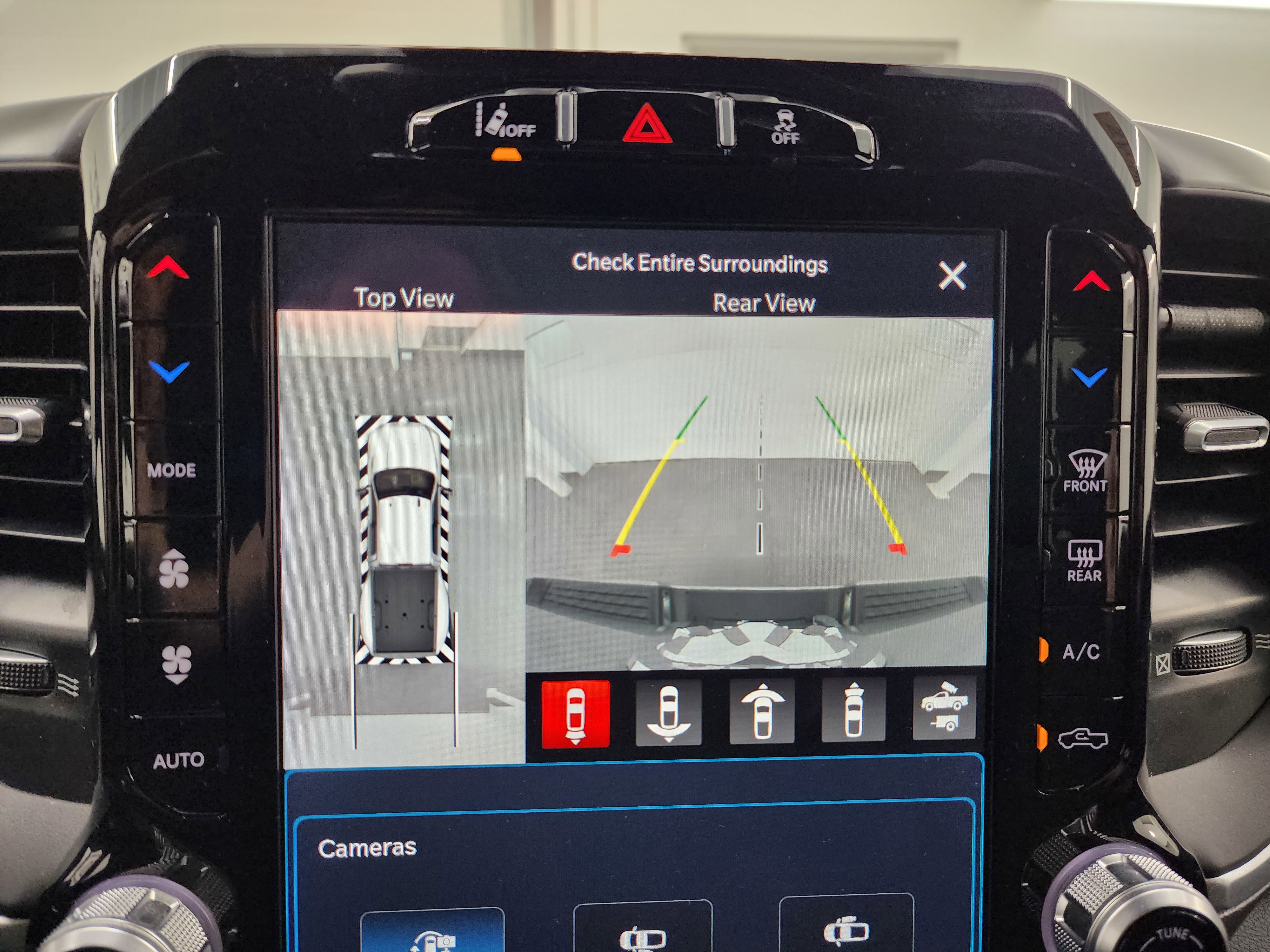 Used 2022 RAM 3500 Big Horn w/ Level B Equipment Group image 14