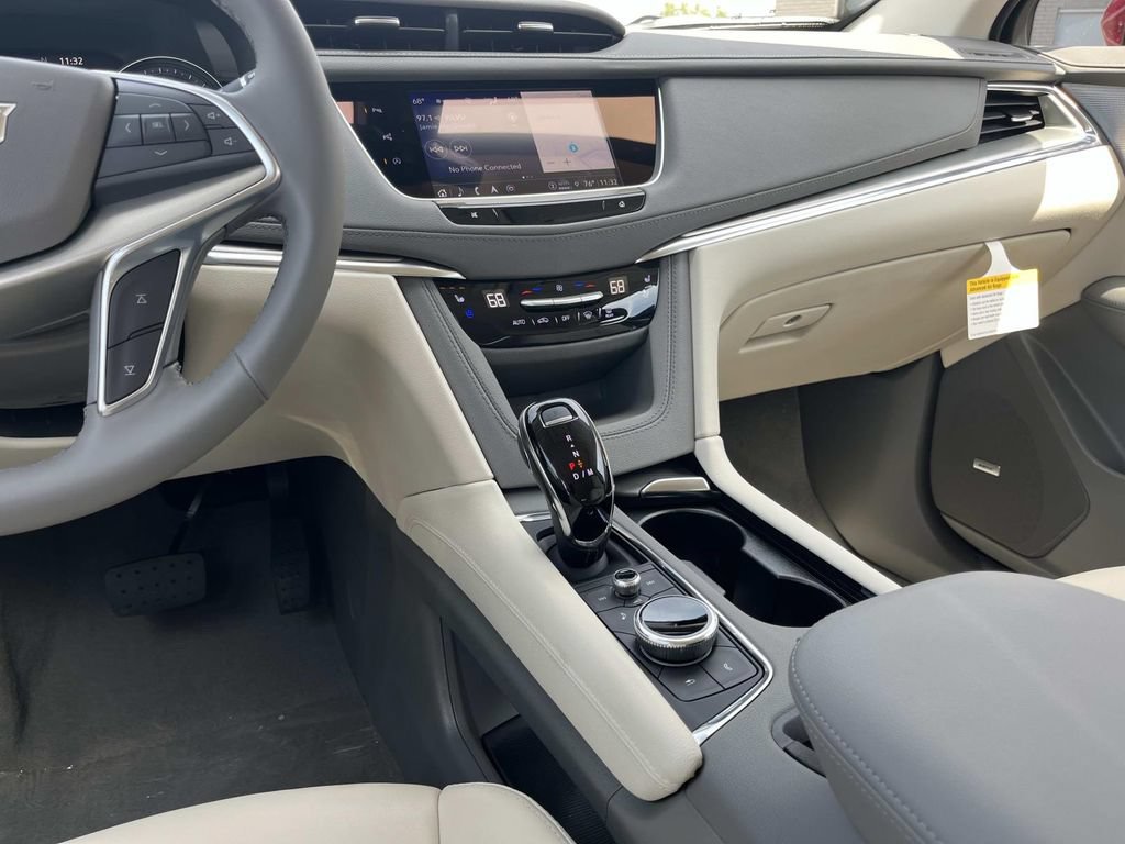 New 2026 Cadillac XT5 Premium Luxury w/ Driver Assist Package AWD/4WD image 15