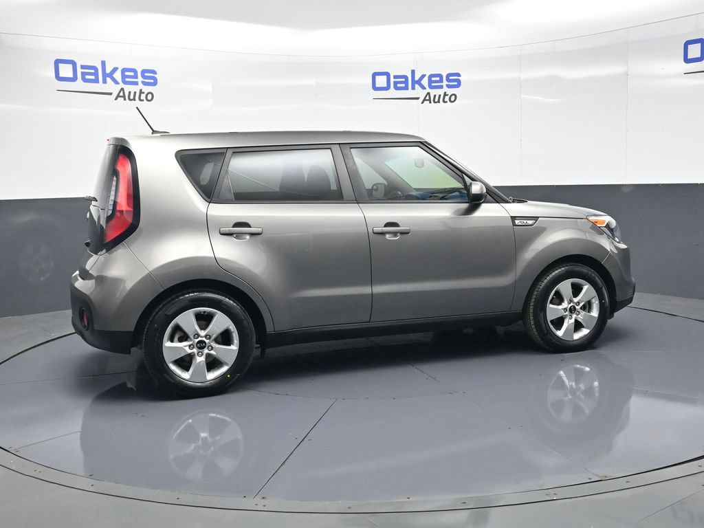 Used 2018 Kia Soul w/ Convenience Package FWD image 8
