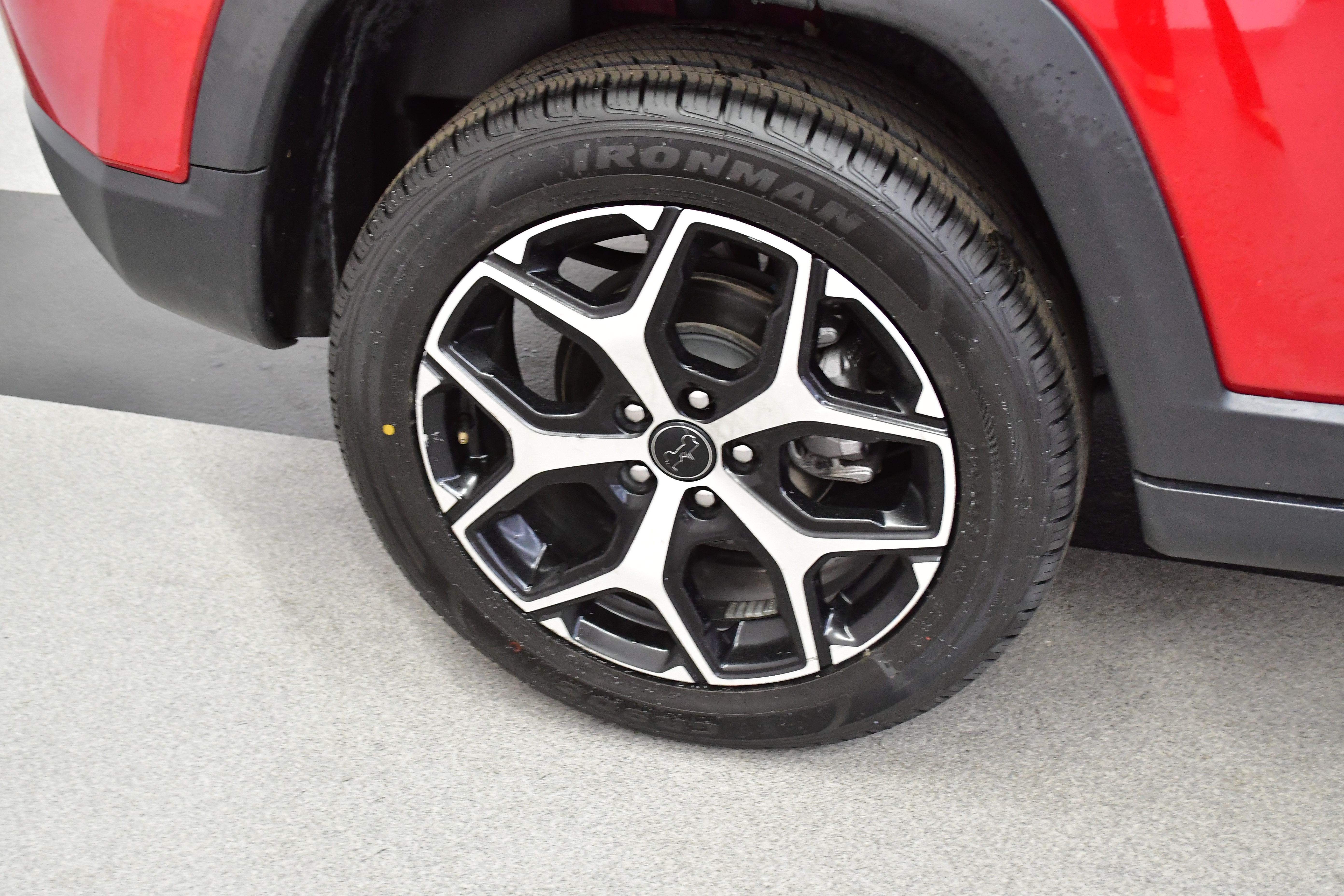 Used 2025 Jeep Compass Limited AWD/4WD image 36