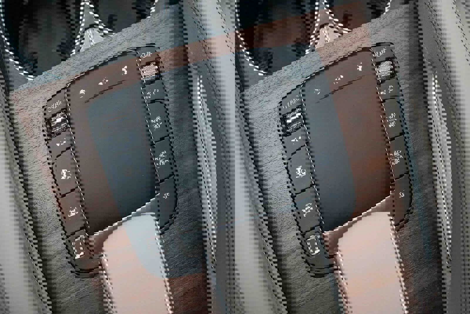 Used 2025 Mercedes-Benz GLS 450 4MATIC image 21