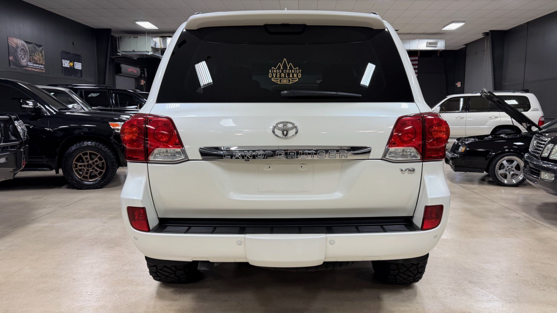 Used 2014 Toyota Land Cruiser AWD/4WD image 21
