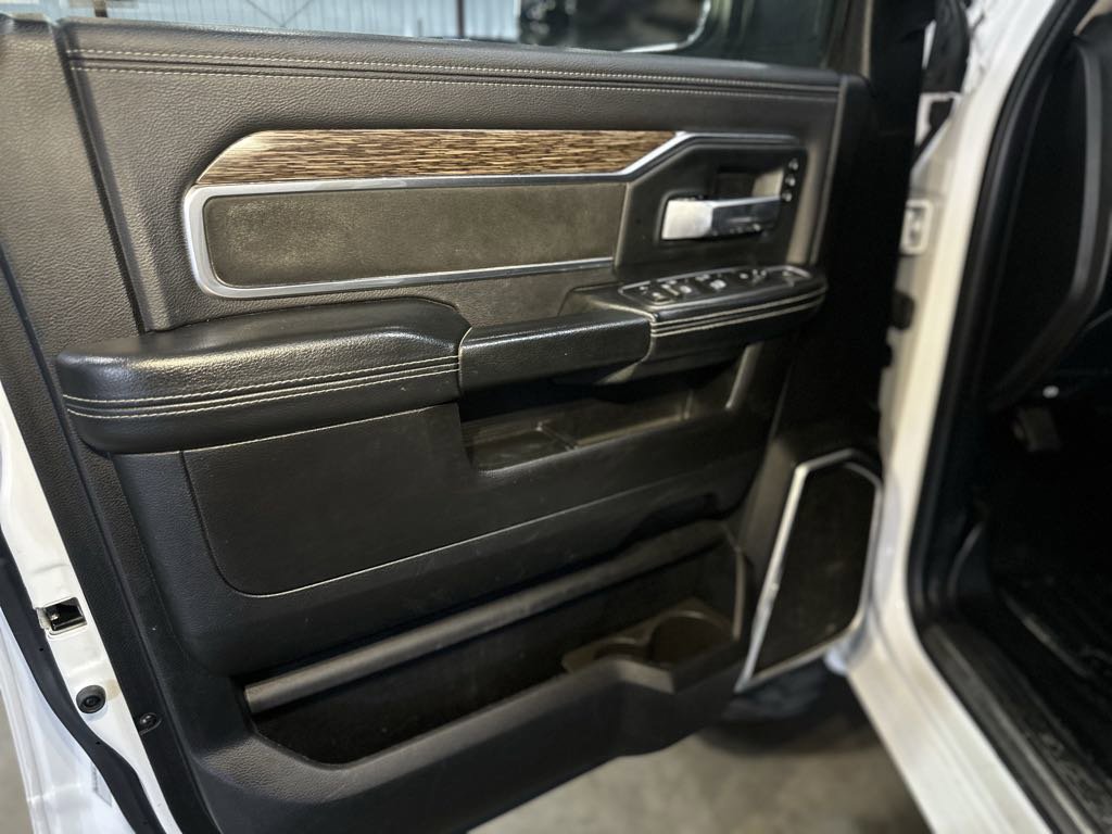 Used 2019 RAM 3500 Laramie image 6