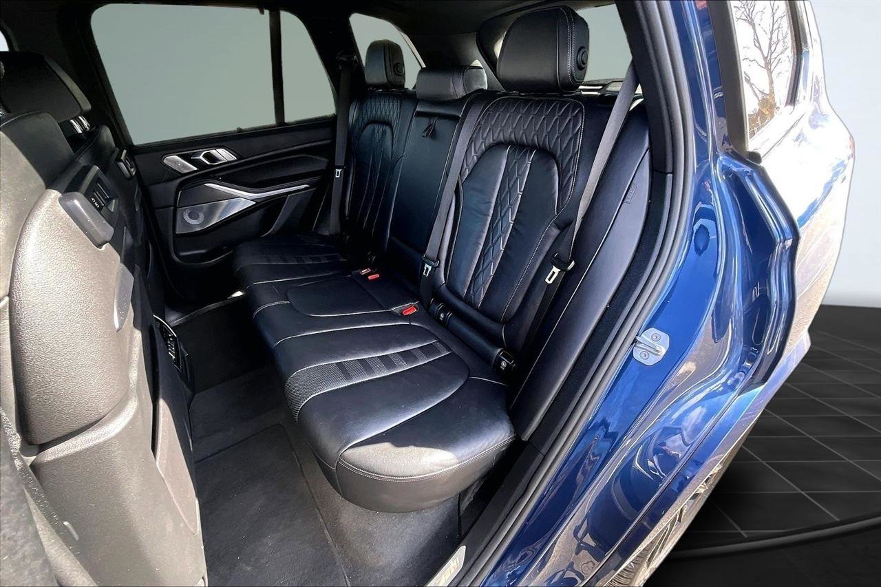 Used 2019 BMW X5 xDrive40i w/ M Sport Package image 22