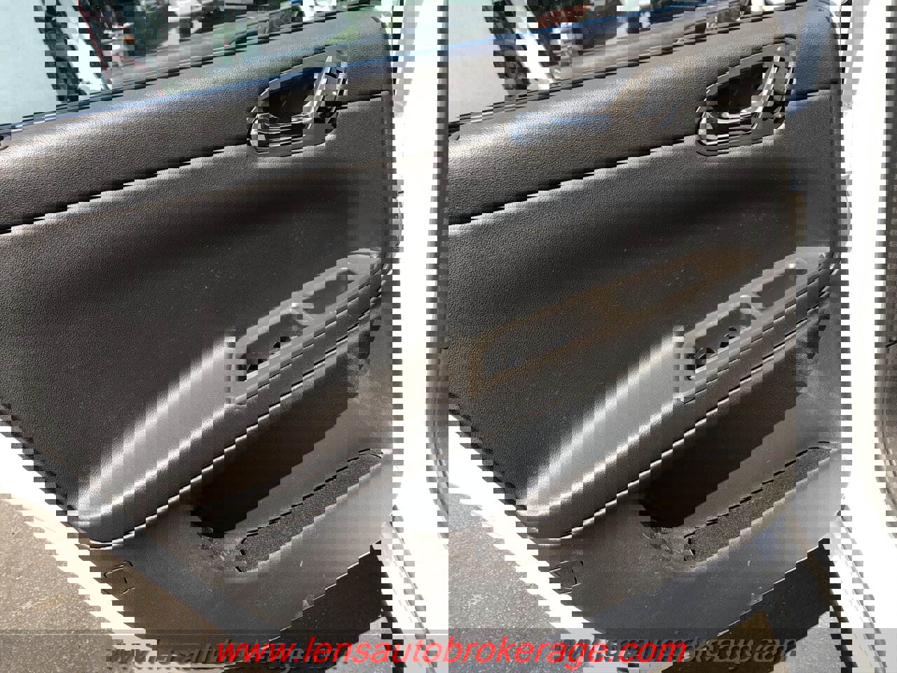 Used 2016 Chevrolet Impala LT image 15