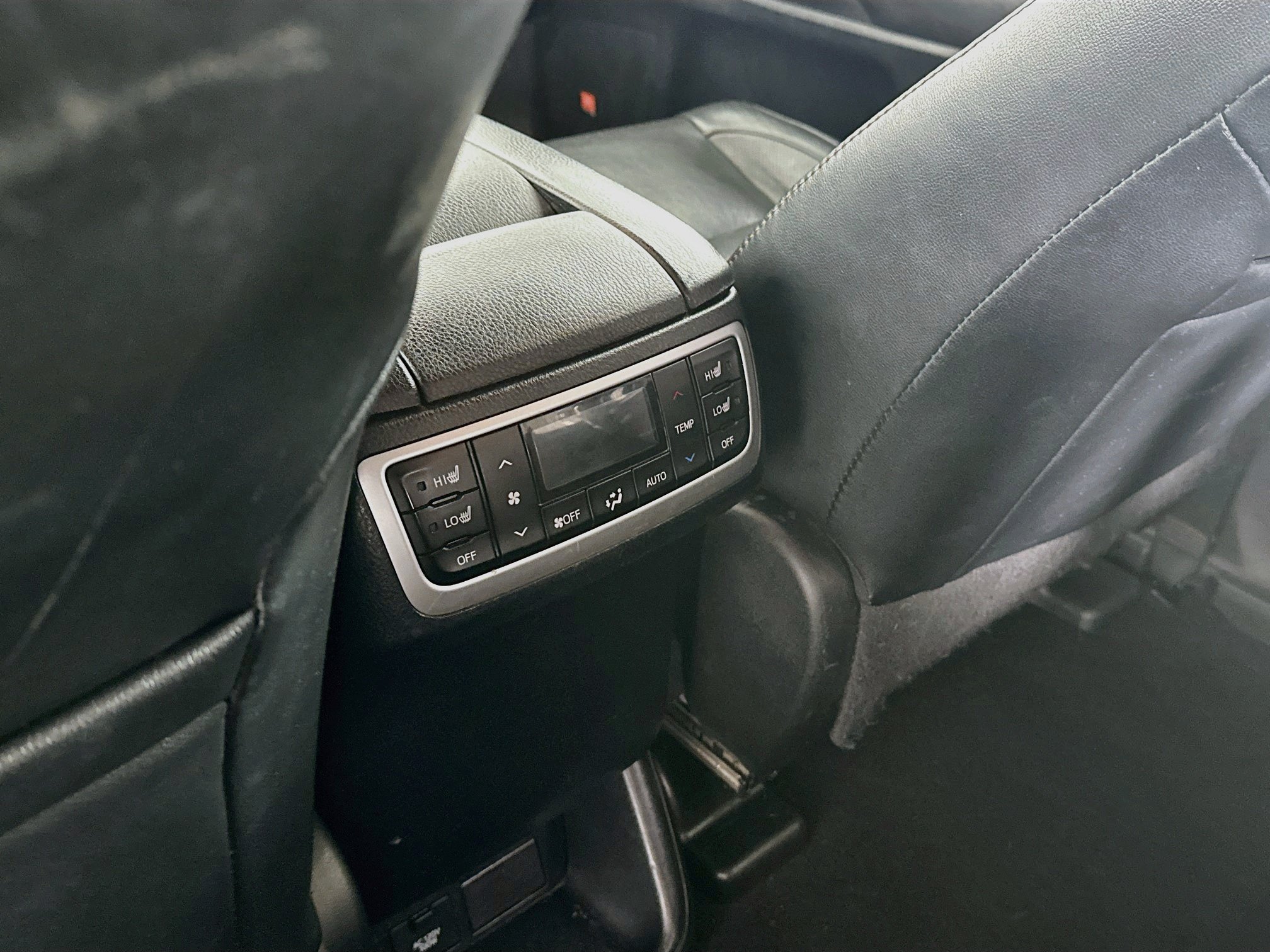 Used 2016 Toyota Highlander Limited Platinum AWD/4WD image 27