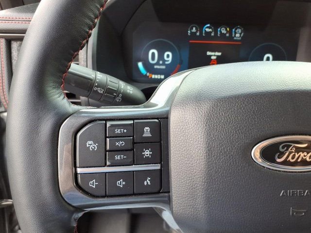 Used 2024 Ford Expedition Limited image 9