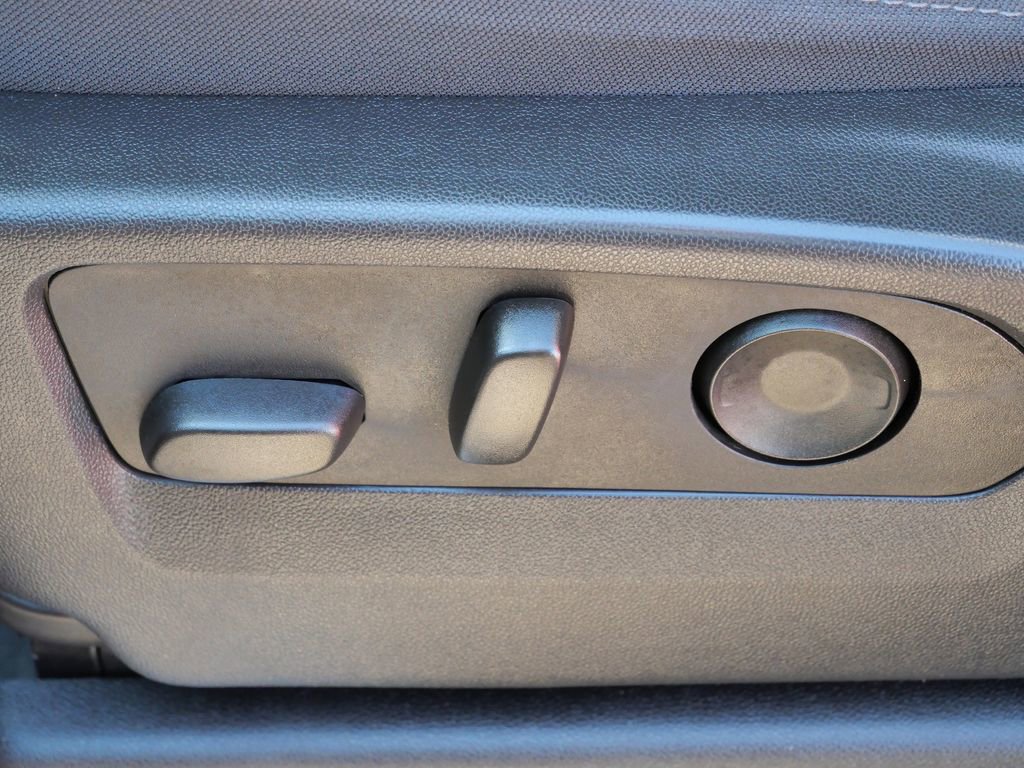 Used 2023 GMC Sierra 1500 Elevation image 34