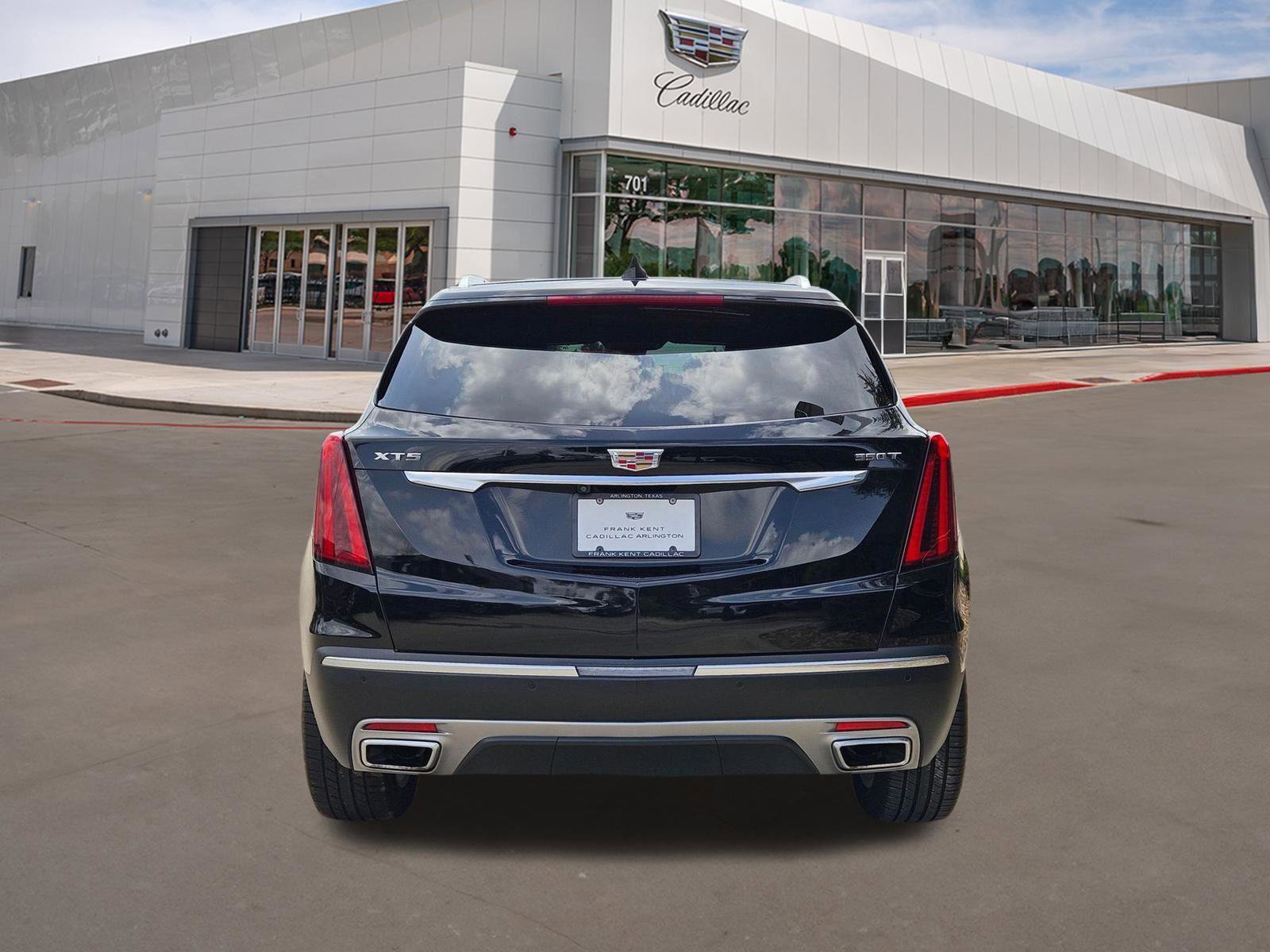 Used 2024 Cadillac XT5 Premium Luxury FWD image 5