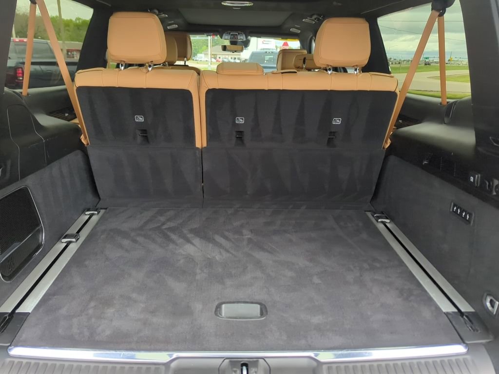 Used 2023 Jeep Grand Wagoneer L Series III w/ Quick Order Packagew 28T AWD/4WD image 49