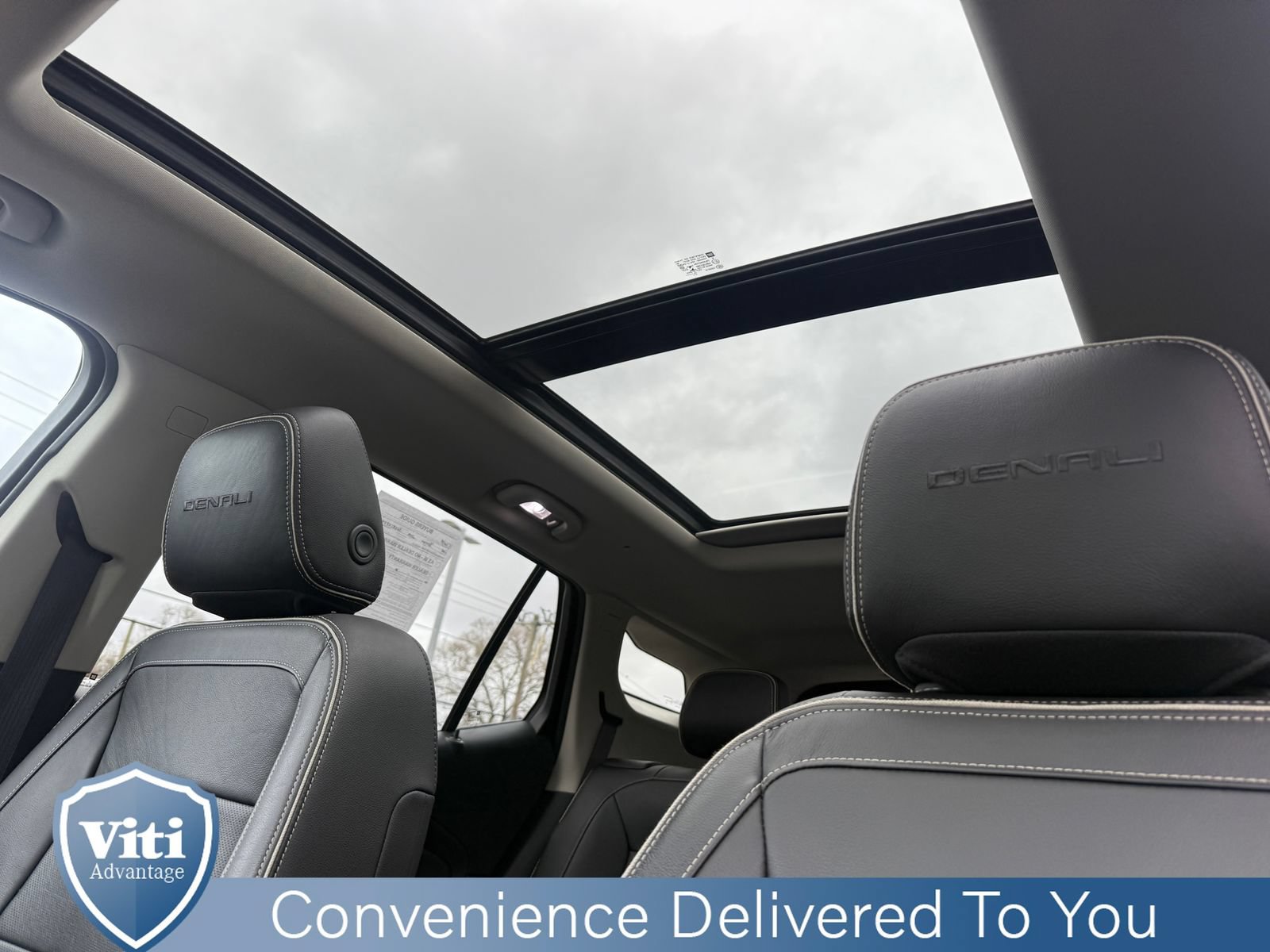 Used 2019 GMC Terrain Denali w/ Advanced Safety Package AWD/4WD image 19