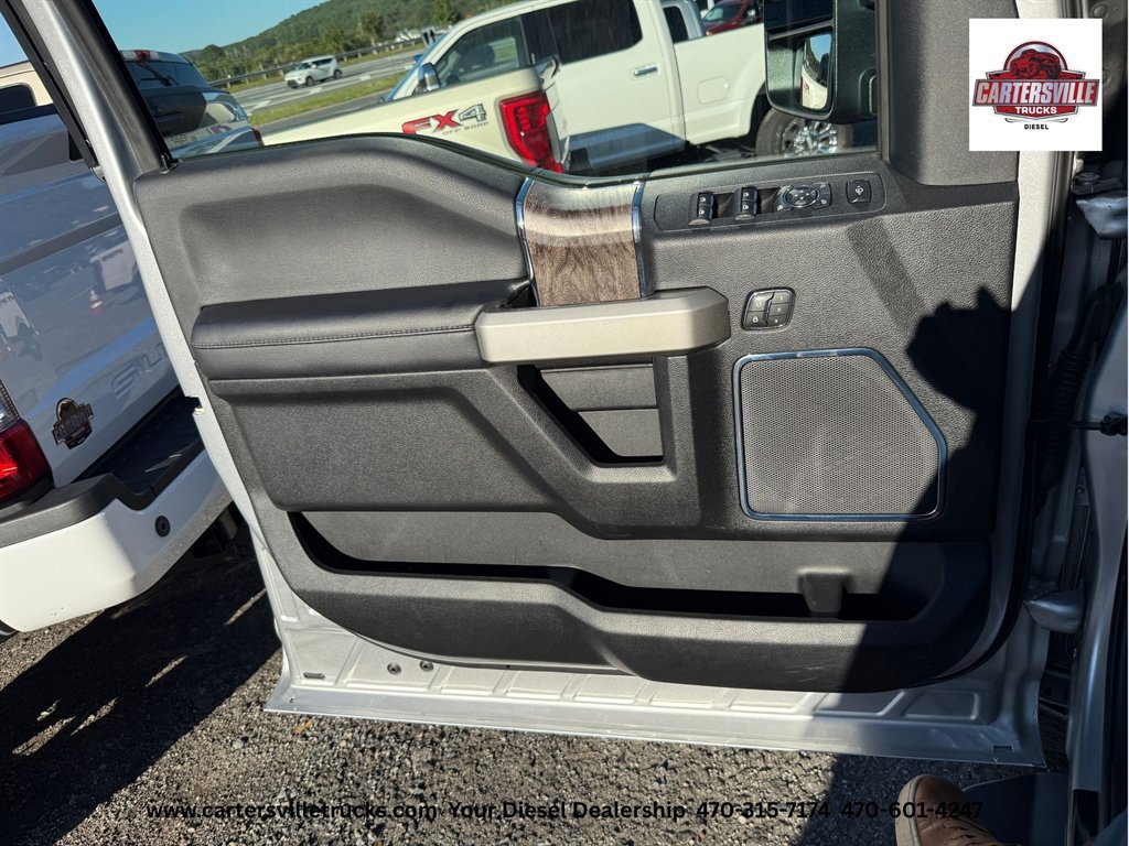 Used 2019 Ford F250 Lariat w/ Lariat Ultimate Package AWD/4WD image 23