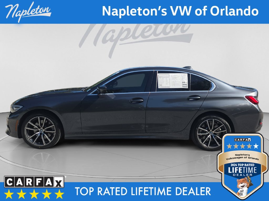 Used 2022 BMW 330i Sedan w/ Premium Package 2 RWD image 2