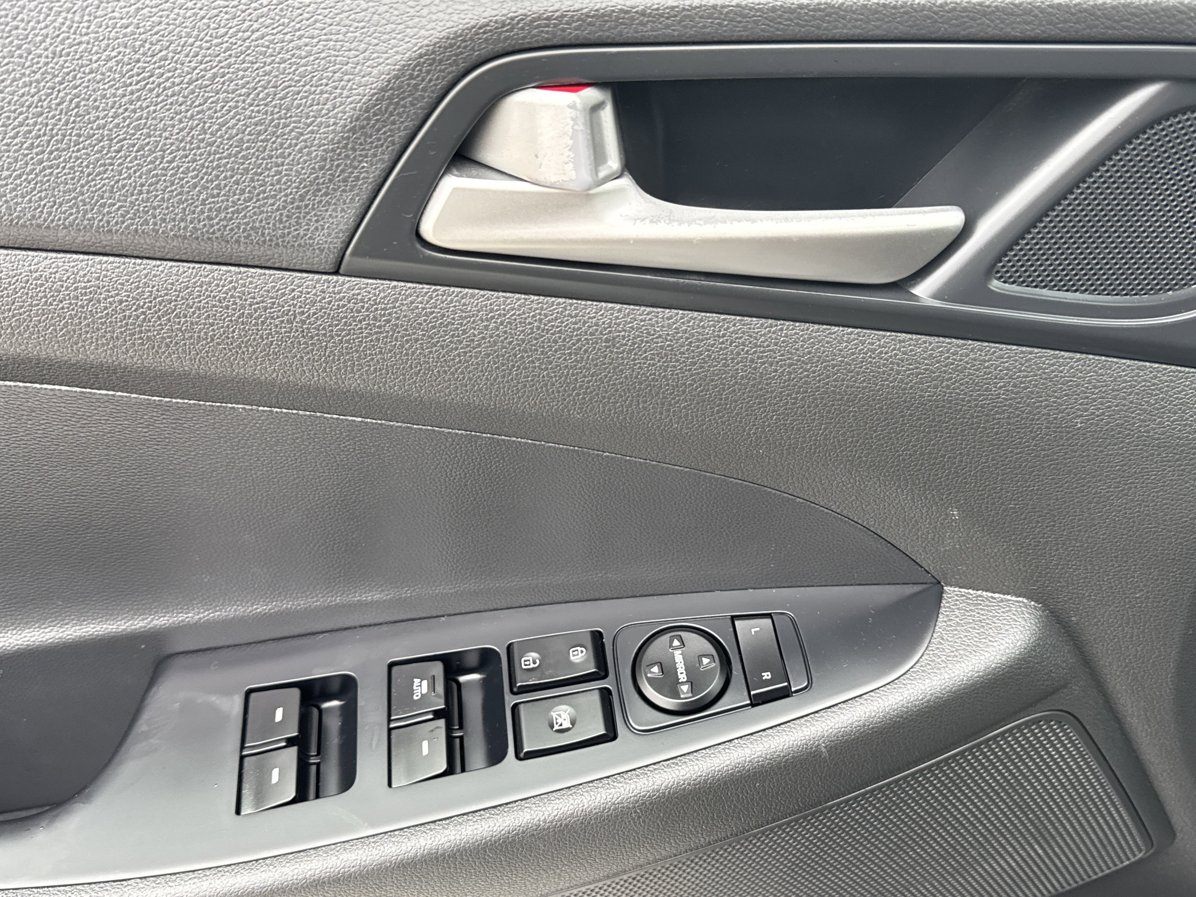 Used 2020 Hyundai Tucson SEL image 26