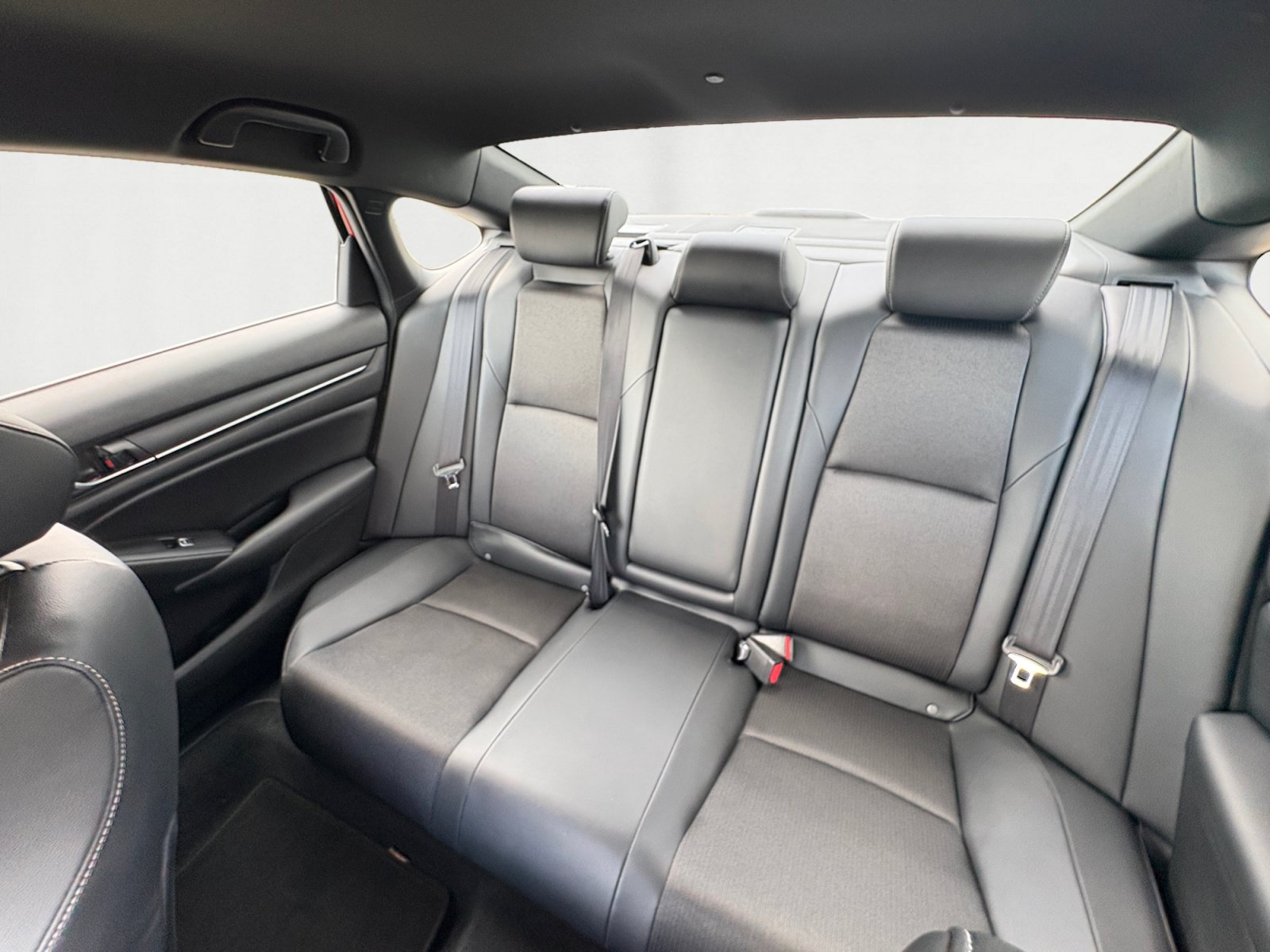 Used 2022 Honda Accord Sport image 13