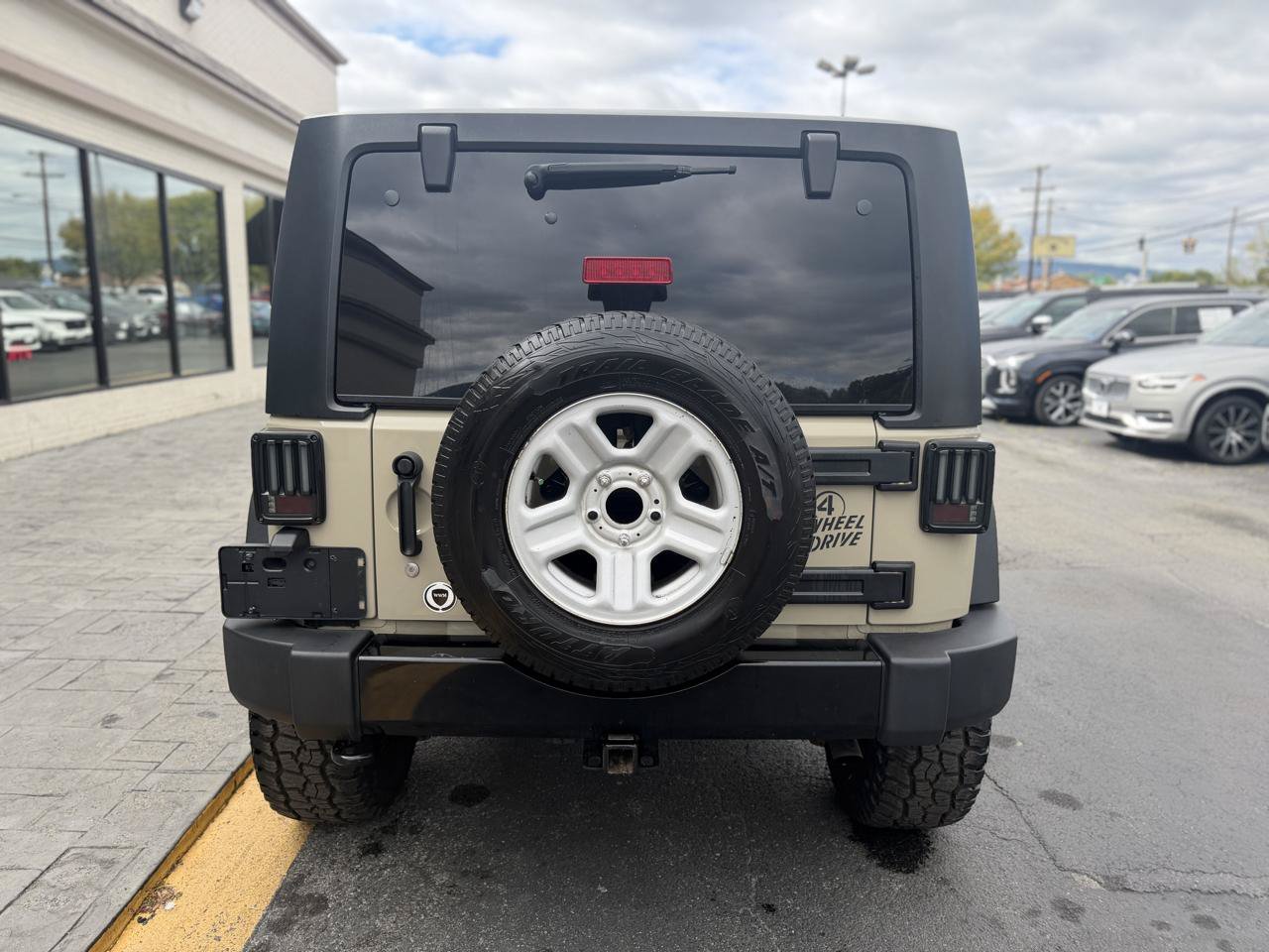 Used 2017 Jeep Wrangler Sport AWD/4WD image 8