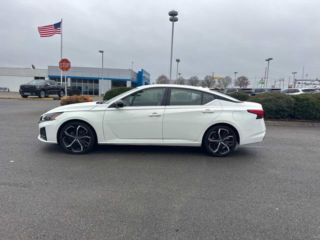 Used 2023 Nissan Altima 2.5 SR image 7