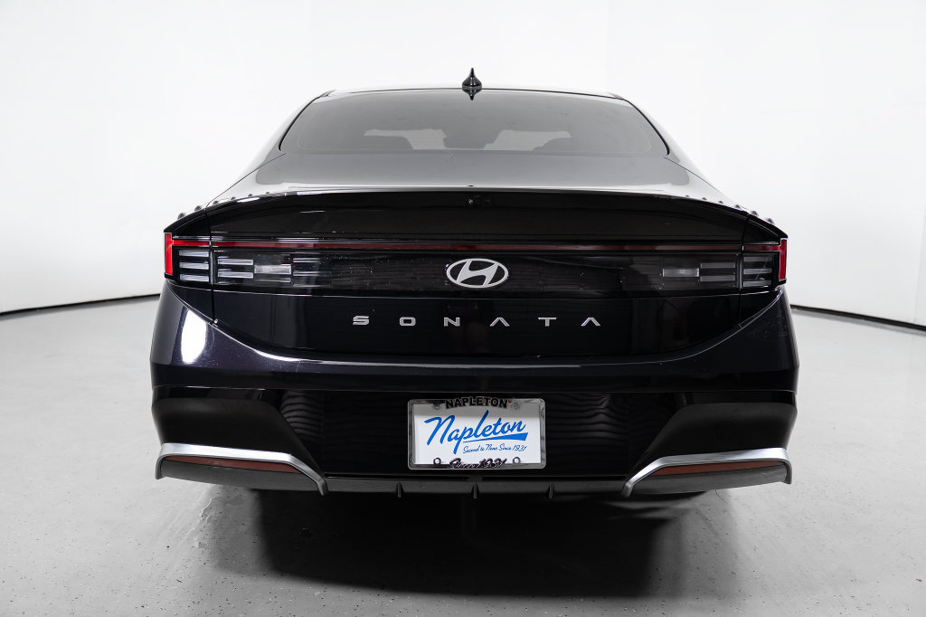 New 2026 Hyundai Sonata SEL FWD image 9