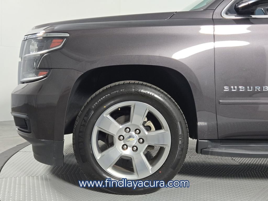 Used 2017 Chevrolet Suburban LT image 11