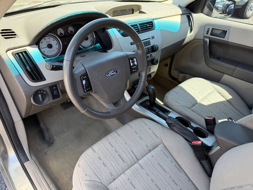 Used 2008 Ford Focus SE image 12