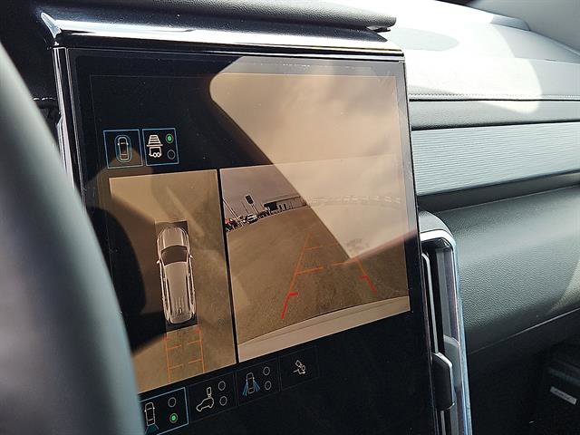 Used 2026 GMC Acadia Elevation FWD image 18