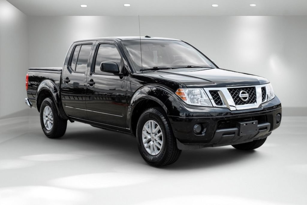 Used 2018 Nissan Frontier SV RWD image 5