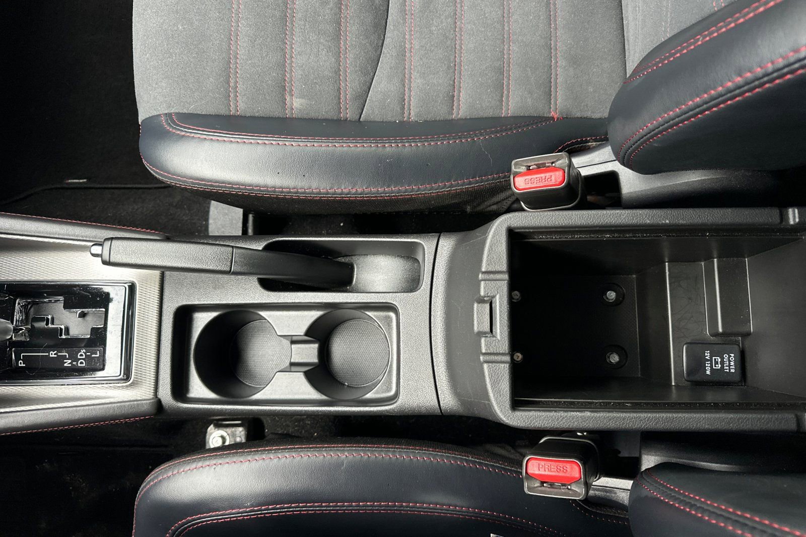 Used 2024 Mitsubishi Outlander Sport SE image 29