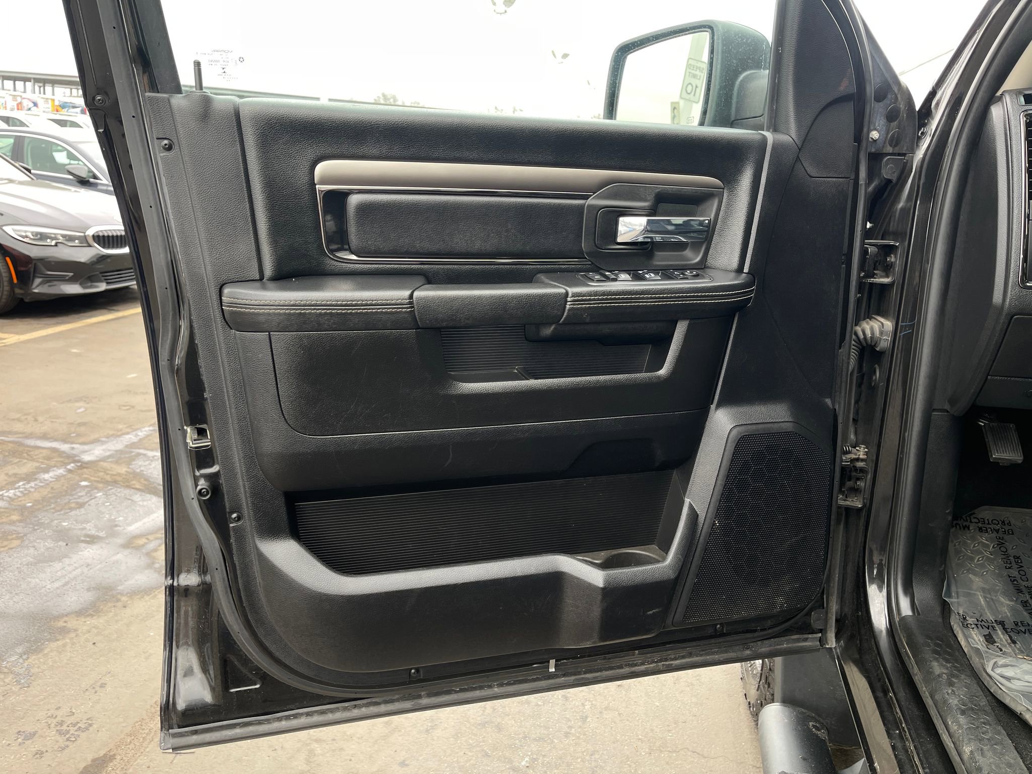 Used 2018 RAM 2500 Big Horn w/ Sport Appearance Group image 12