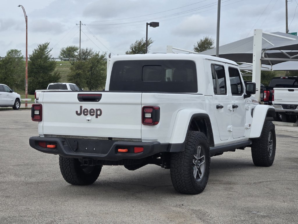 Used 2025 Jeep Gladiator Mojave w/ Convenience Group AWD/4WD image 7