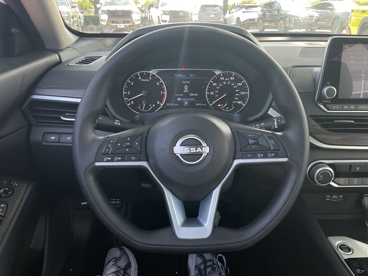 Used 2025 Nissan Altima 2.5 SV FWD image 26