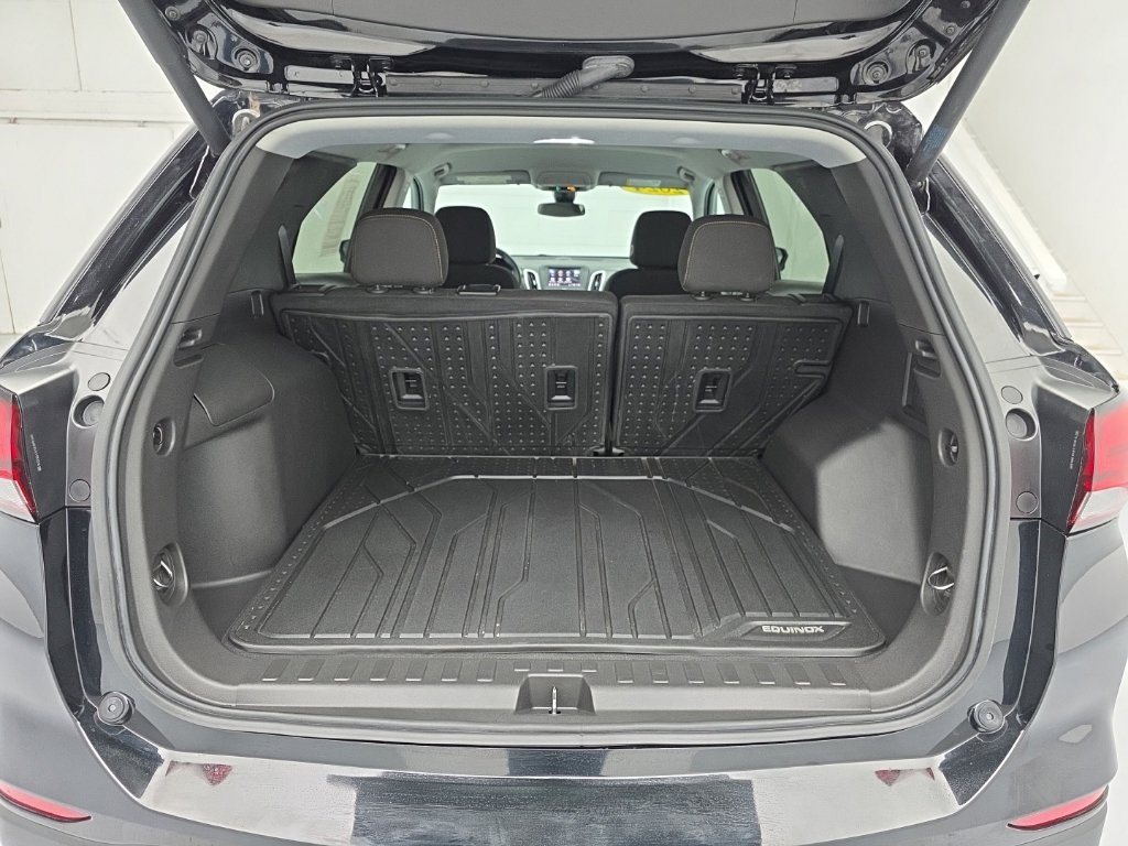 Used 2024 Chevrolet Equinox LT w/ LPO, Floor Liner Package AWD/4WD image 48