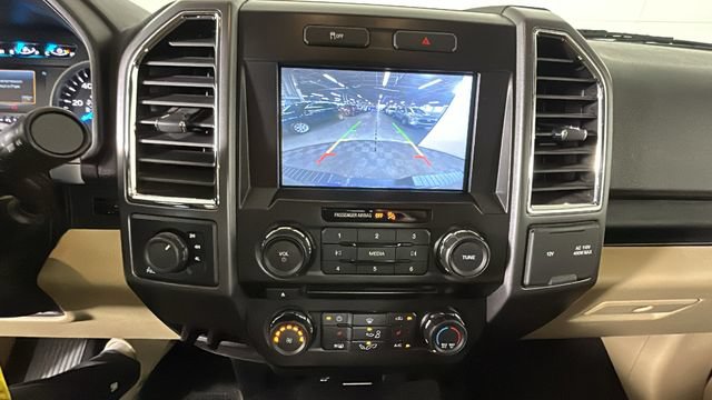 Used 2015 Ford F150 XLT w/ Equipment Group 302A Luxury AWD/4WD image 23