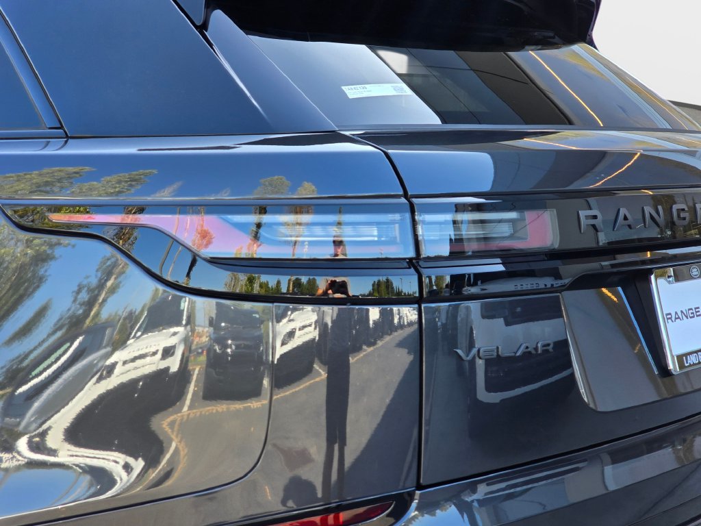 New 2026 Land Rover Range Rover Velar Belgravia AWD/4WD image 36