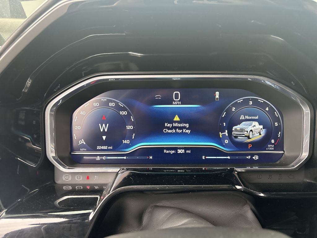 Used 2024 Chevrolet Silverado 1500 High Country w/ Technology Package image 11