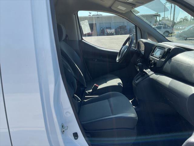 Used 2019 Nissan NV200 S FWD image 27