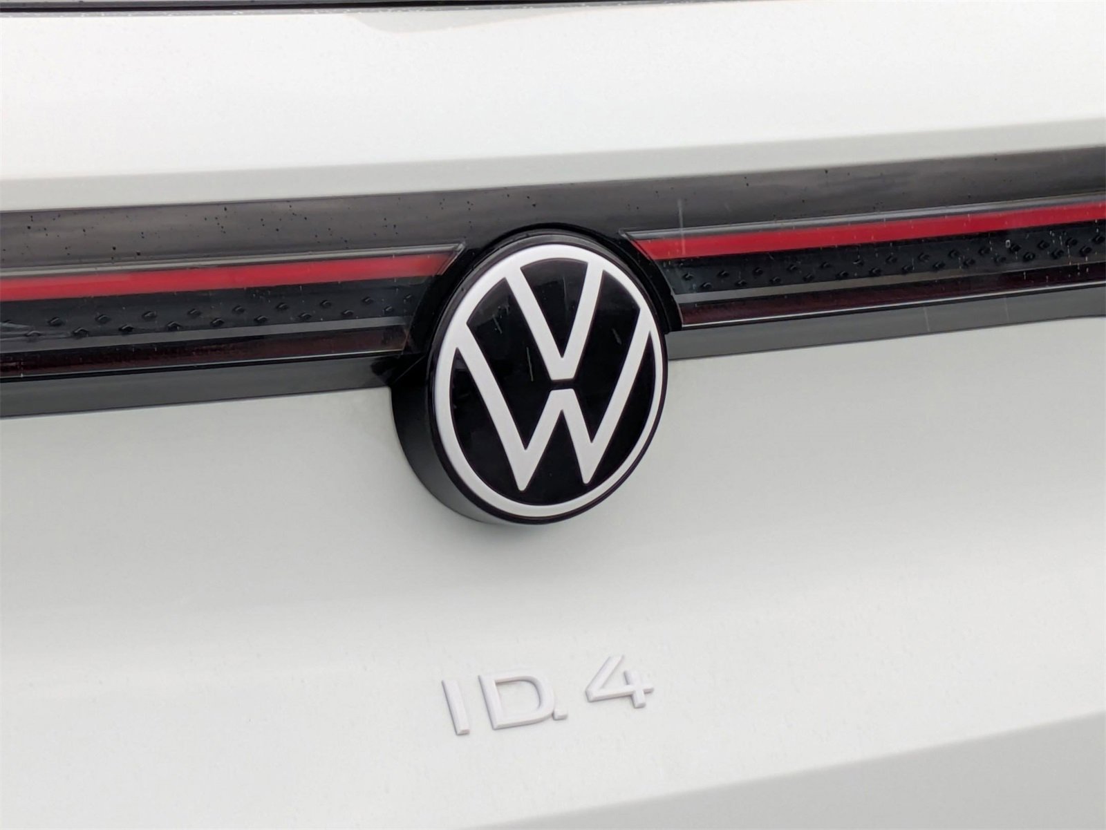 Used 2023 Volkswagen ID.4 Pro image 19