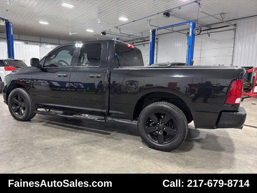 Used 2018 RAM 1500 Express w/ Black Ram 1500 Express Group image 11