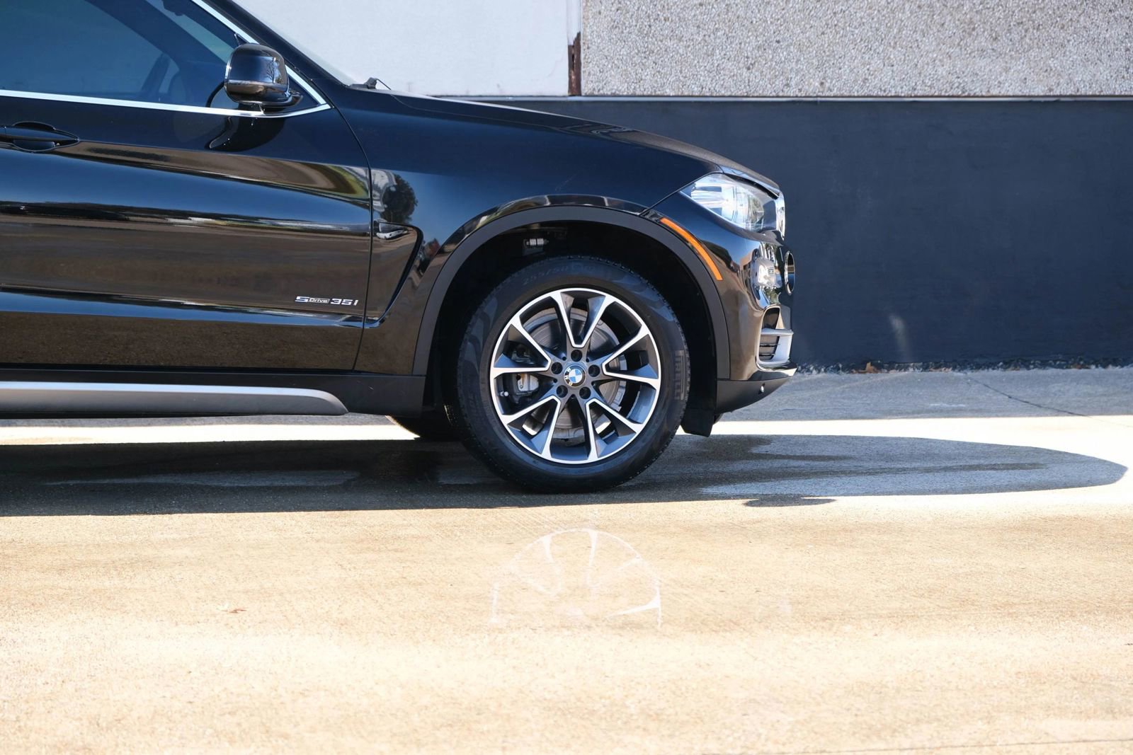Used 2018 BMW X5 sDrive35i w/ Driving Assistance Package RWD image 13