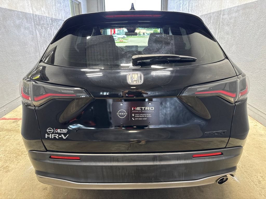 Used 2025 Honda HR-V Sport image 18