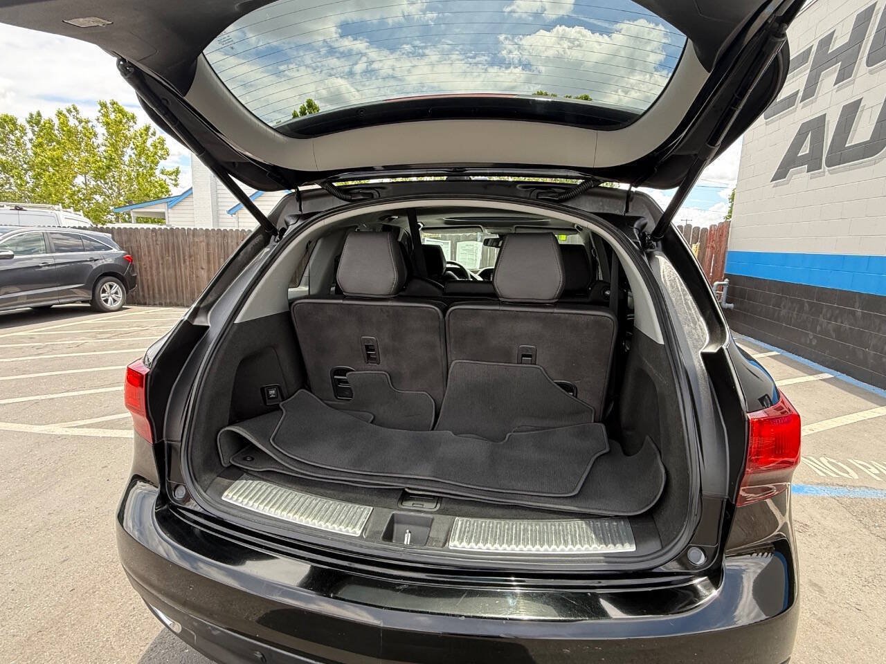 Used 2014 Acura MDX w/ Technology Package AWD/4WD image 15